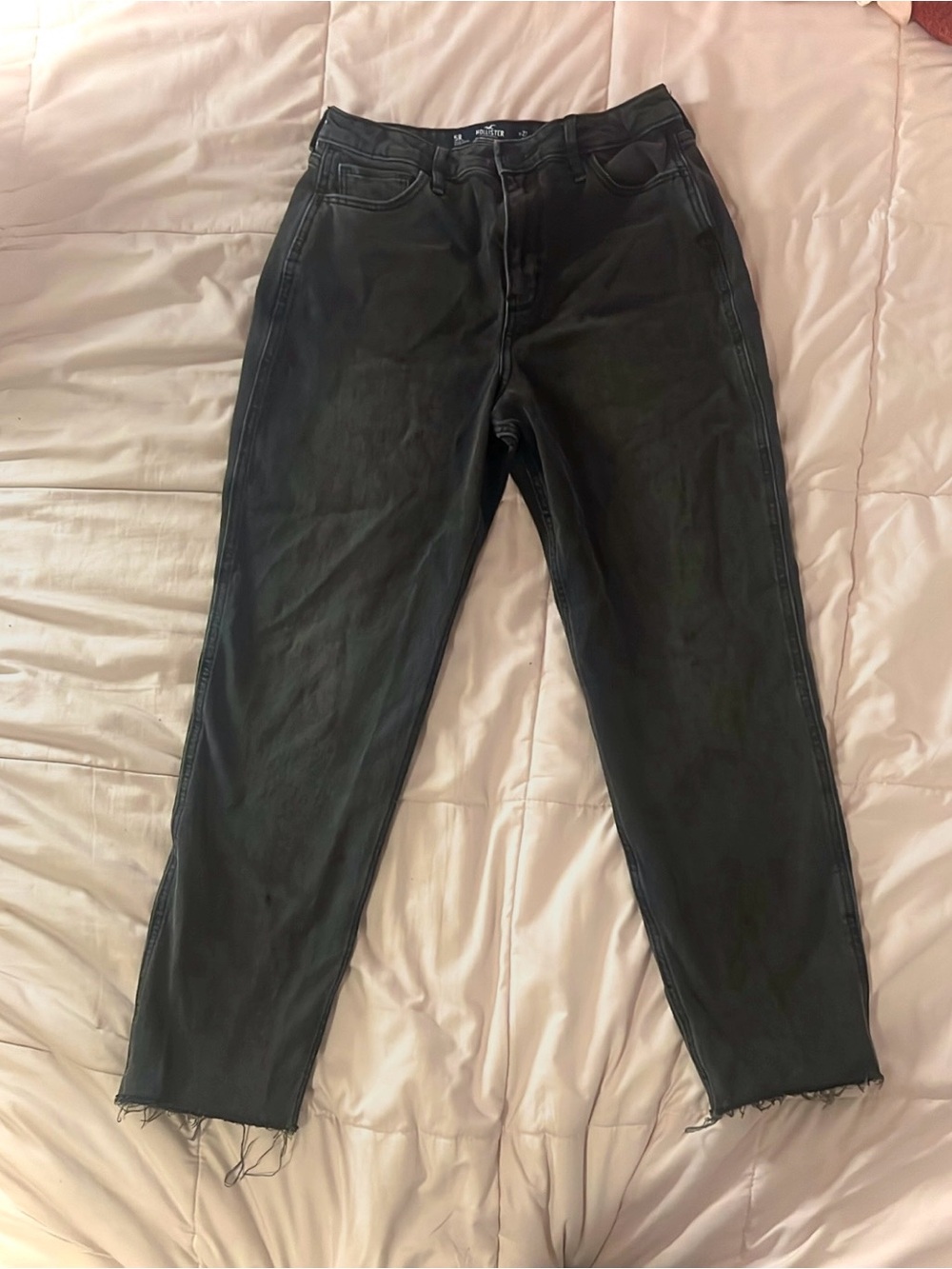 Women’s Black High-Rise Mom Jeans